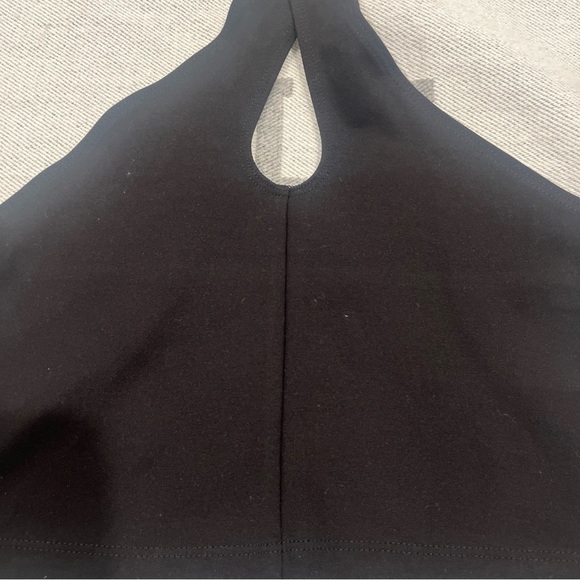 Aritzia Sunday best halter top - Picture 2 of 7